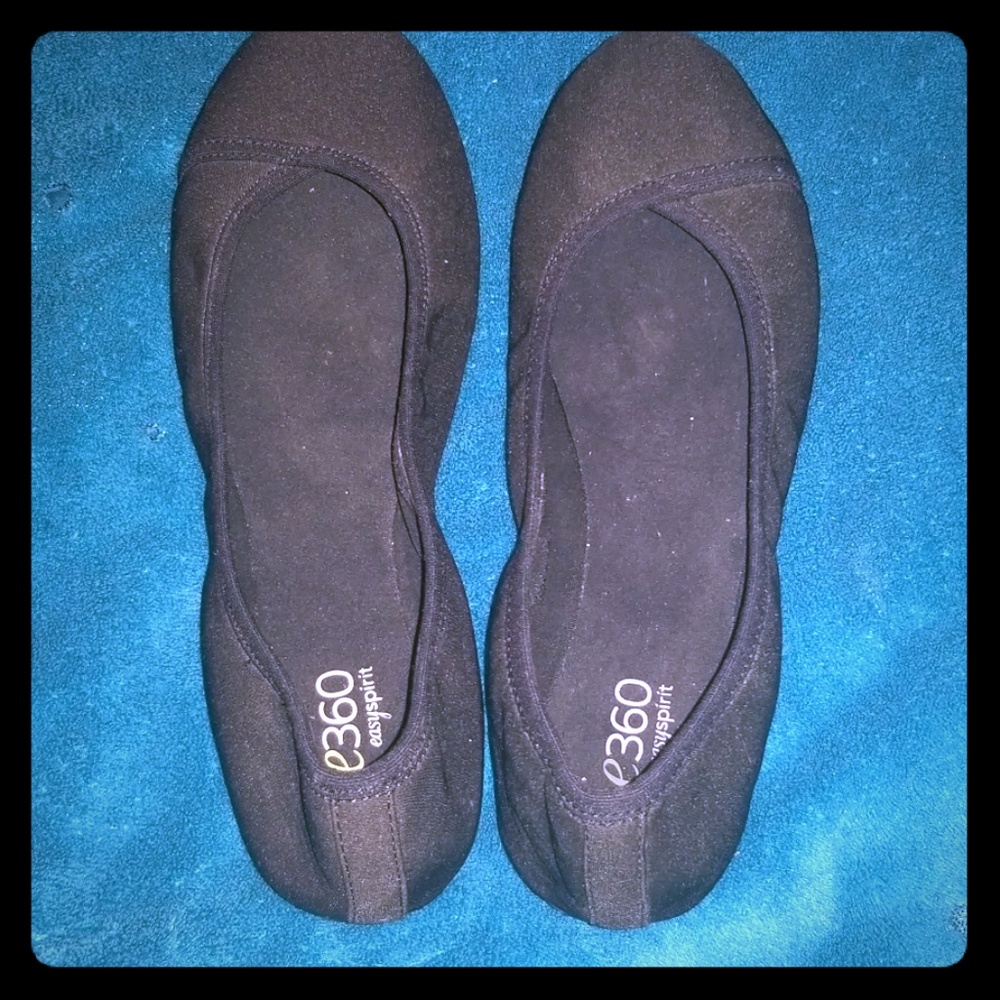 Black flats/slides